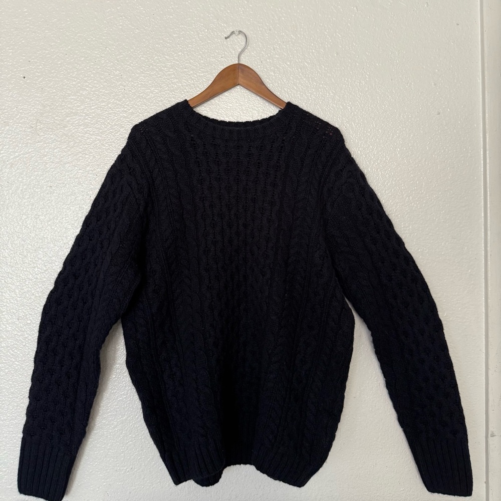 Brandy Melville Navy Cable Knit Sweater Womens one size wool